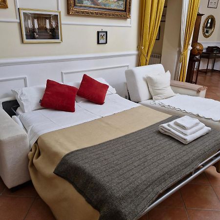 La Casa Di Dante Apartment Palermo Bagian luar foto