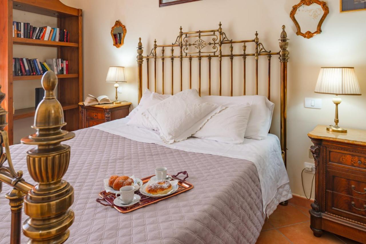 La Casa Di Dante Apartment Palermo Bagian luar foto