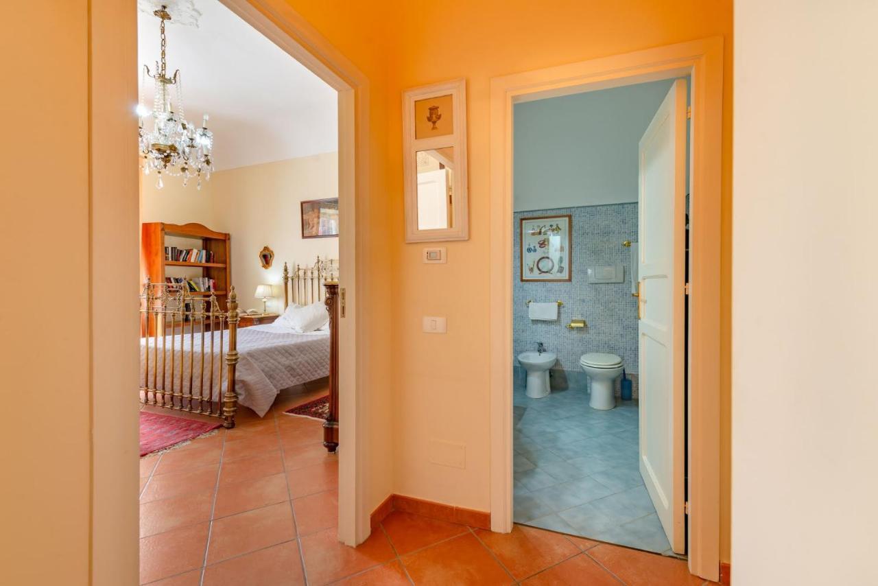 La Casa Di Dante Apartment Palermo Bagian luar foto